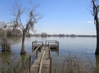 106 Entrekin Ln, Cobb, GA 31735