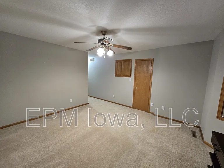 4710 Donald Dr — Photo 36