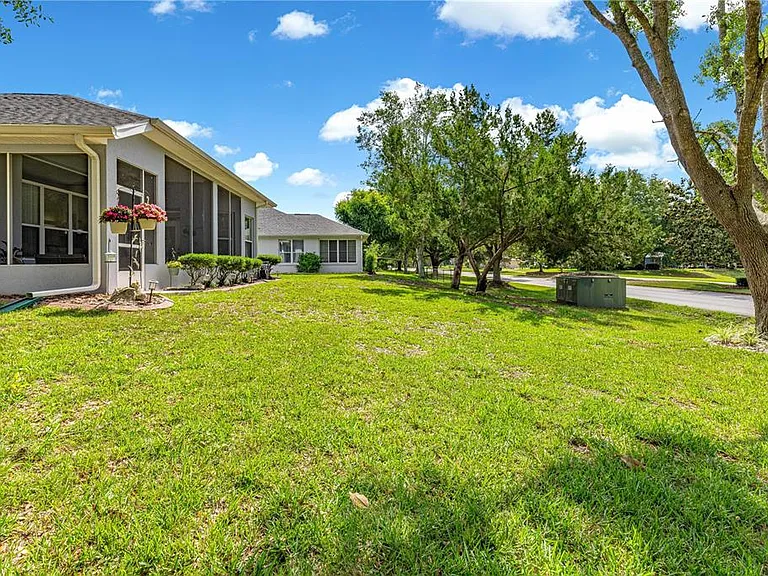 6744 SW 113th Pl — Photo 37
