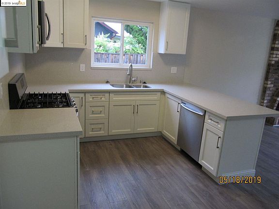 4th image of 2745 Barcelona Cir