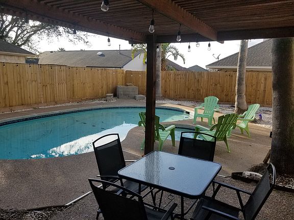 5th image of 15205 Main Royal Dr