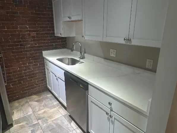 1745 Washington St #1, Boston, MA 02118