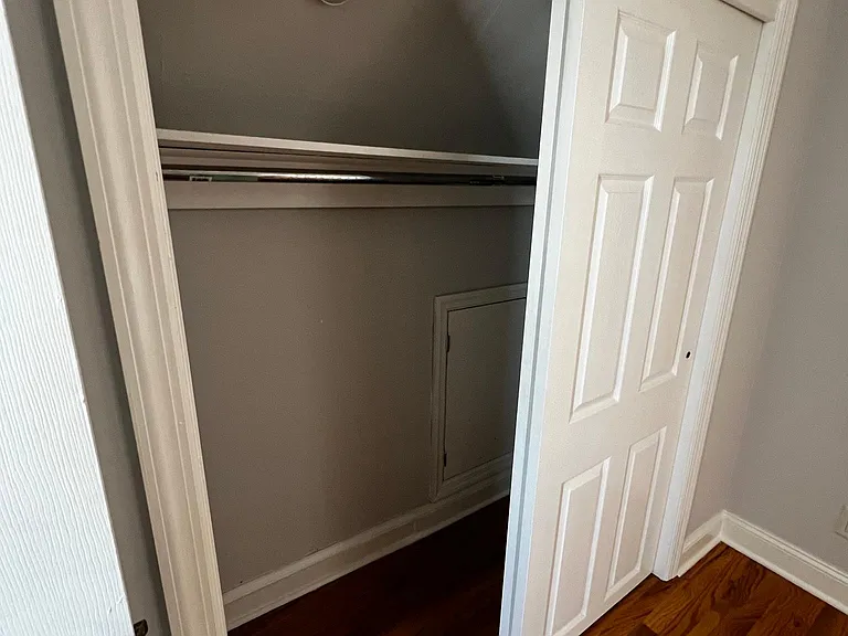 905 Grand Ave #4 — Photo 13