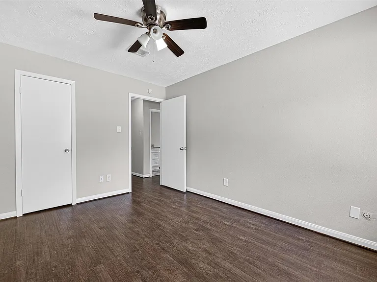 21043 Northern Colony Ct — Photo 23