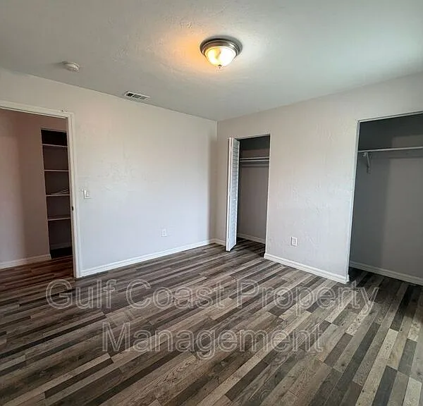 1801 S Palmdale Ct — Photo 18