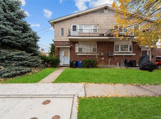 79-20 149th Ave, Jamaica, NY 11414