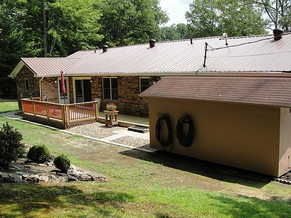 3rd image of 168 Trails End