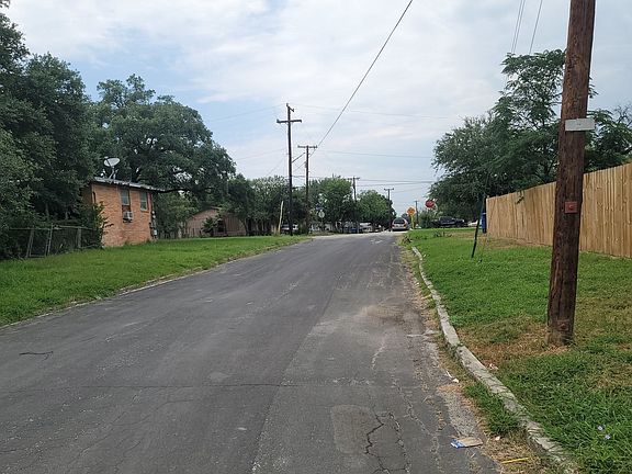 4th image of 146 Oriole Ln