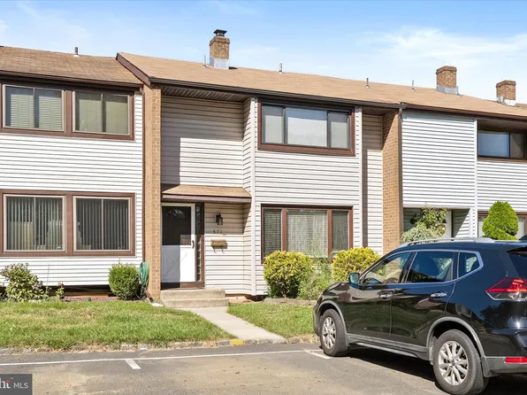 571 Fairfield Rd, East Windsor, NJ 08520