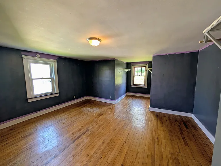 405 W Green St — Photo 4