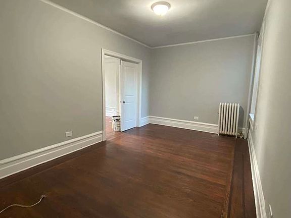 3rd image of 32-15 34th St #3BB