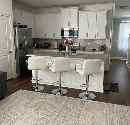 3rd image of 5013 Belmont Crossing Dr