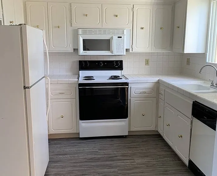 Casa Glenn Apartments — Photo 5