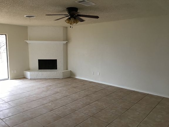 2nd image of 701 Meadowview Dr