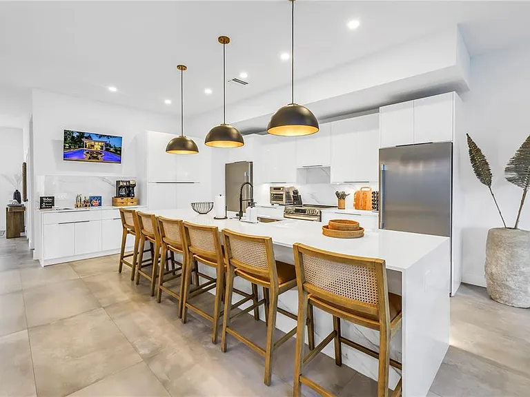 2065 Goldenrod St — Photo 19