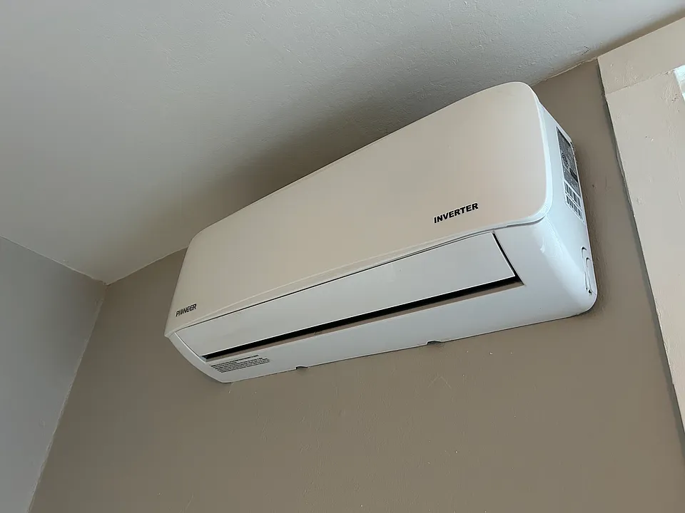 Energy efficient mini split heating & AC