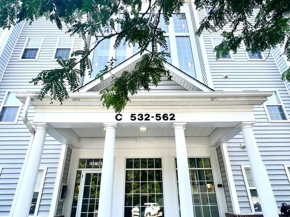 556 Hopkins Landing Dr Unit 556, Essex, MD 21221