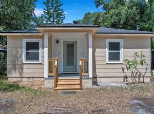 905 10th St NW, Largo, FL 33770