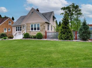 4215 Forestwood Dr, Parma, OH 44134