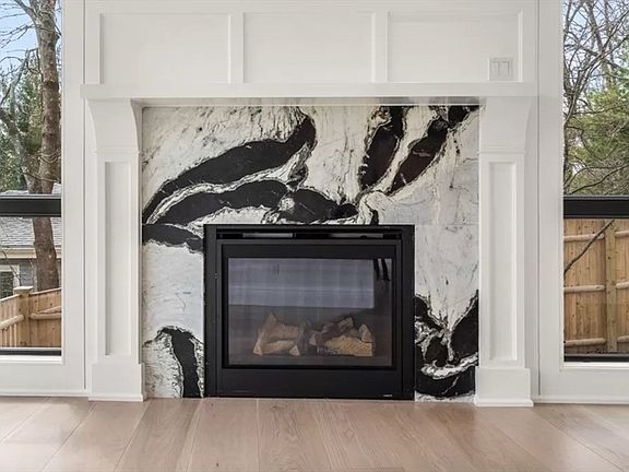 5th image of 61 Lakeview Ave