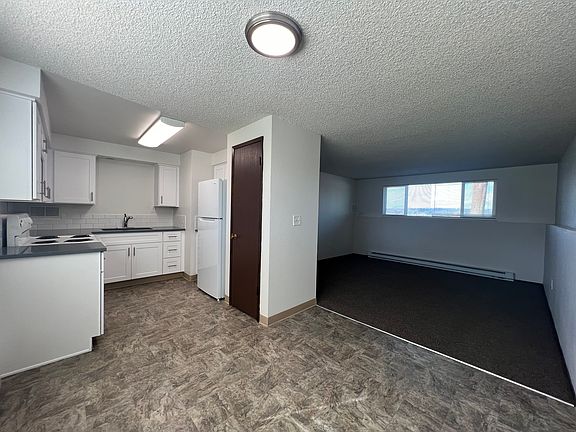 4th image of 13814 E Mission Ave #13814
