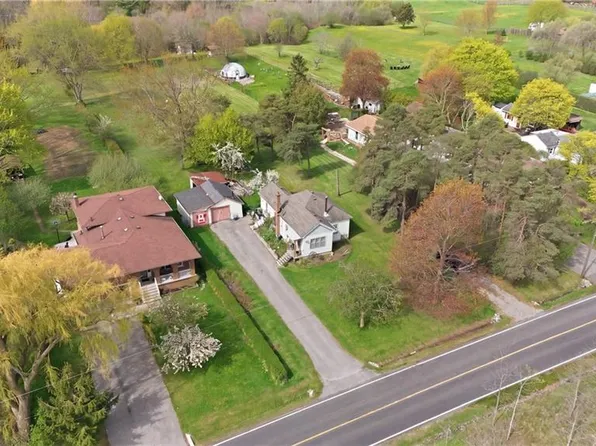 1412 Old York Rd, Burlington, ON L7P 4Z5