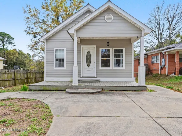 806 Herrick Ave, Pascagoula, MS 39567