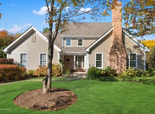 36446 N Field View Dr, Gurnee, IL 60031