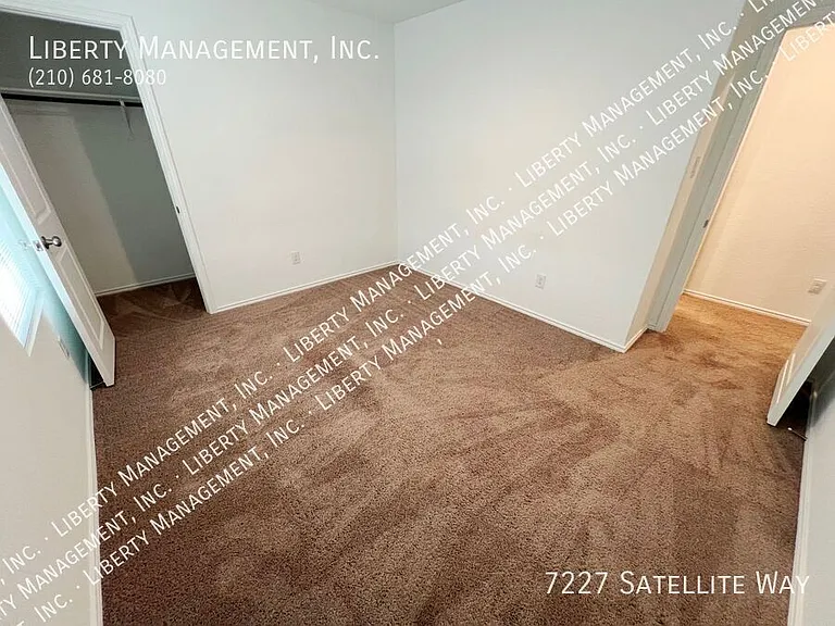7227 Satellite Way — Photo 35
