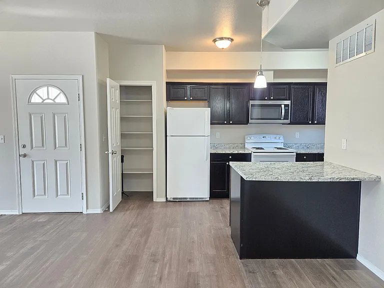 3887 W 7th Ave #B110 — Photo 11