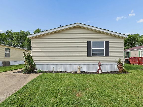 3rd image of 1100 Thornwood Dr Lot 101
