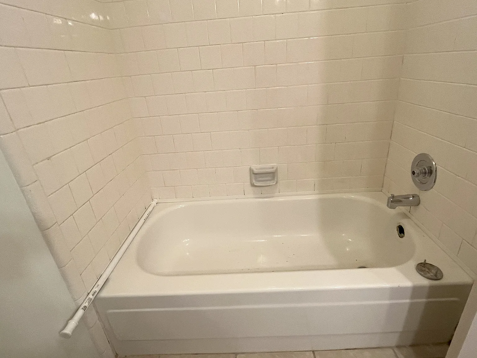 3 bed, 1655 sqft, $1,850 — Photo 3