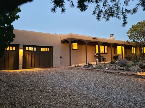 839 Gonzales Rd, Santa Fe, NM 87501