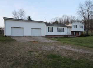 13665 Route 47, Elizabeth, WV --