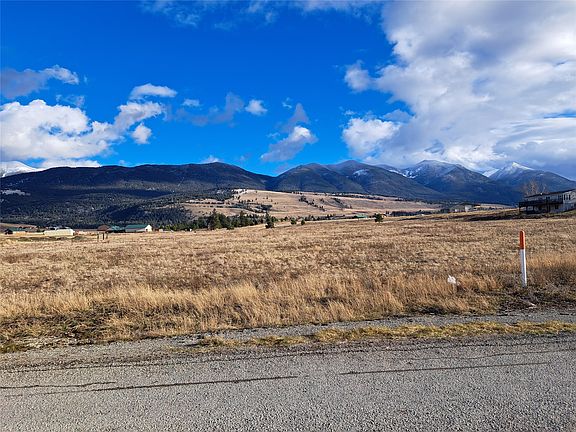 4th image of 5946 Airport Rd