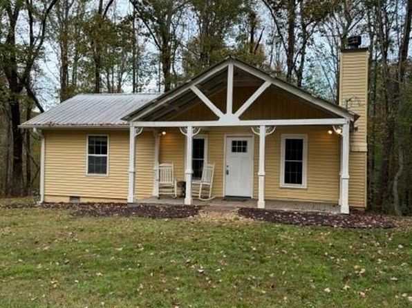 1329 Highway 52 E