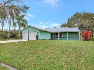 2572 SW McDonald St, Port Saint Lucie, FL 34953