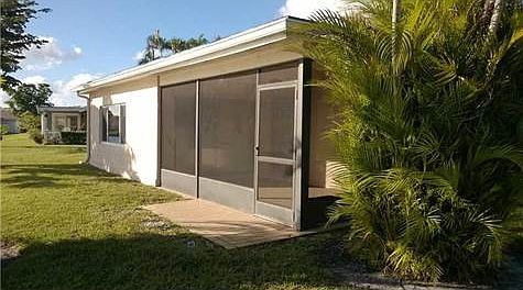 4th image of 10114 NW 71st St