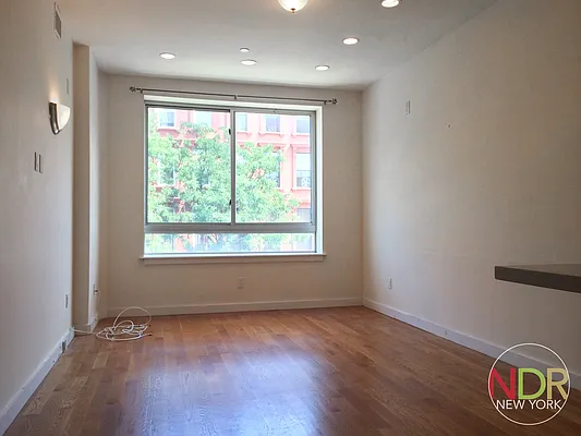 Rented by Next Door Realty NYC | media 14