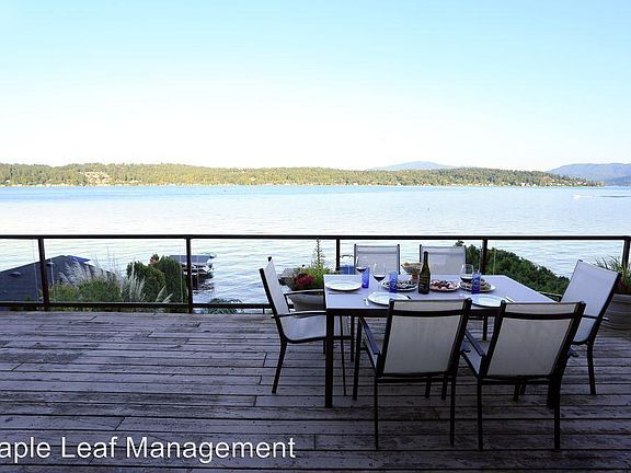 2nd image of 856 W Lake Sammamish Pkwy NE