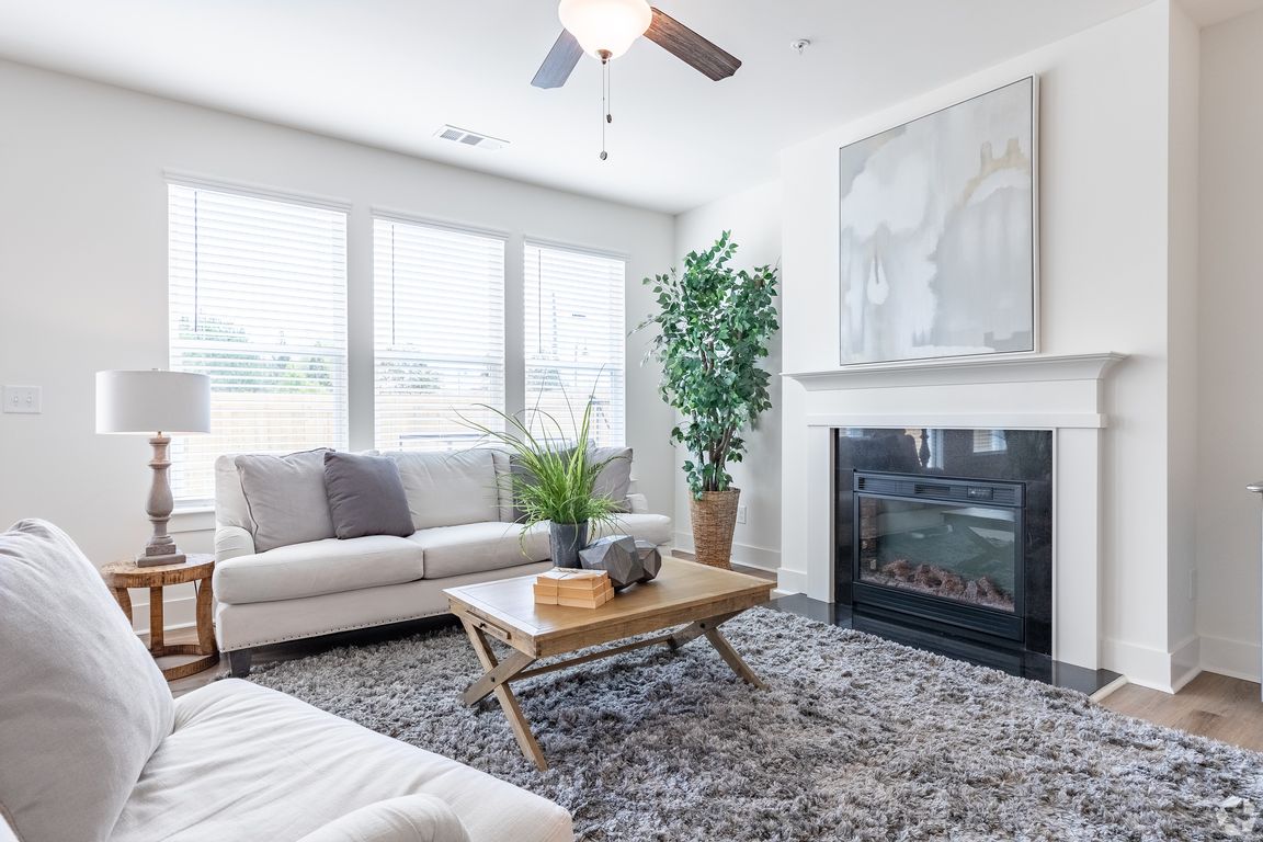Vaughn-Townhomes (22)