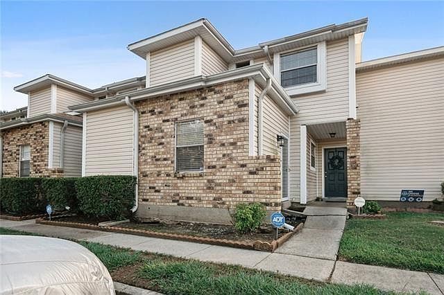 1st image of 3320 Timberlane Way Dr APT 137