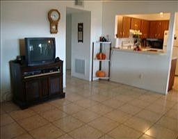 3rd image of 1238 Jeffords St