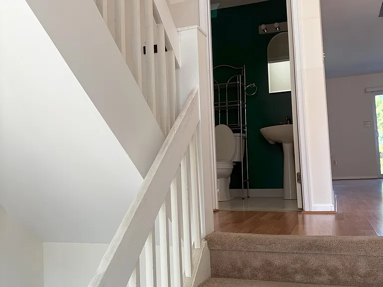 112 Wimbledon Ct — Photo 8