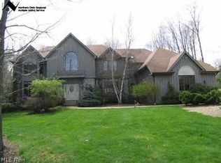 6613 Limberlost Trl, Solon, OH 44139