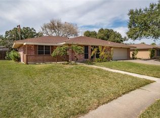 1823 Jerome St, Kingsville, TX 78363