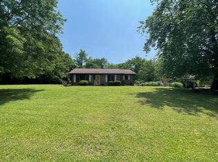 2855 Eva Rd, Camden, TN 38320
