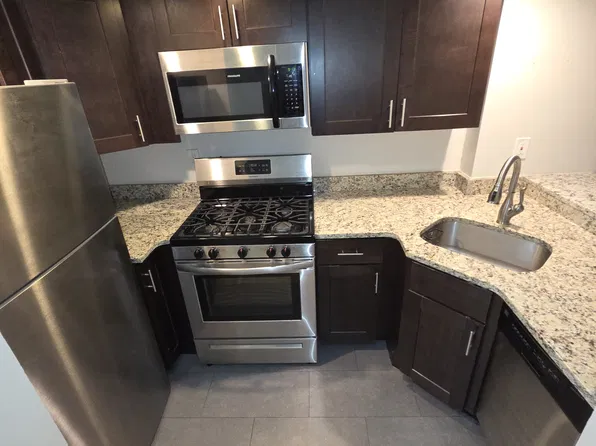 277 8th St, Jersey City, NJ 07302