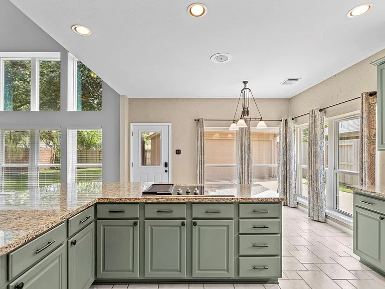 2210 Bay Haven Way — Photo 15