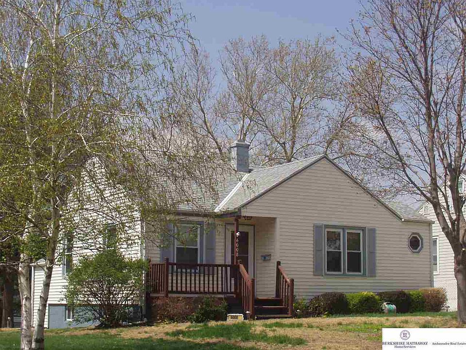 1st image of 6008 S 41st Ave
